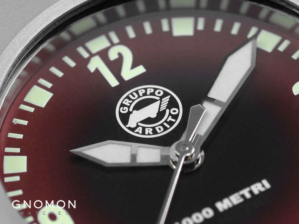 Lince Crimson Red - Gnomon Exclusive
