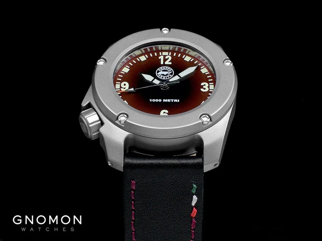 Lince Crimson Red - Gnomon Exclusive