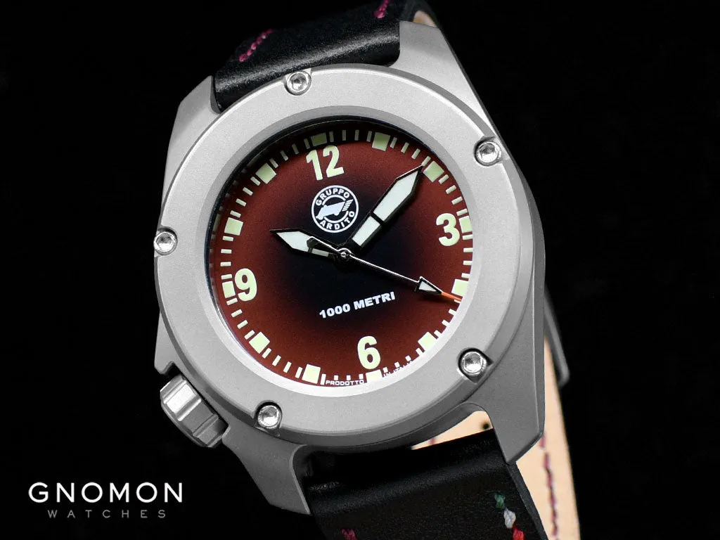 Lince Crimson Red - Gnomon Exclusive