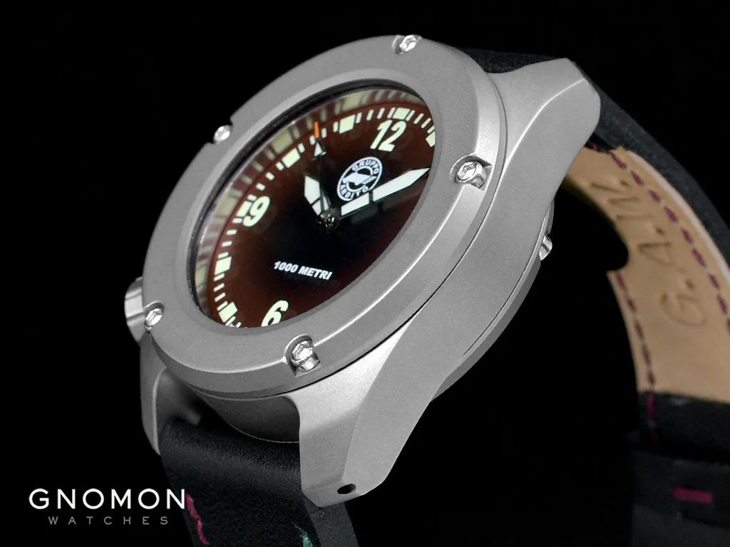 Lince Crimson Red - Gnomon Exclusive