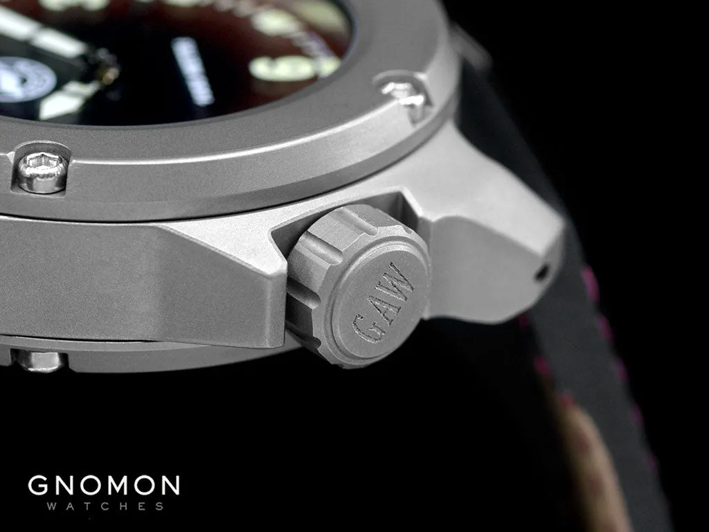 Lince Crimson Red - Gnomon Exclusive