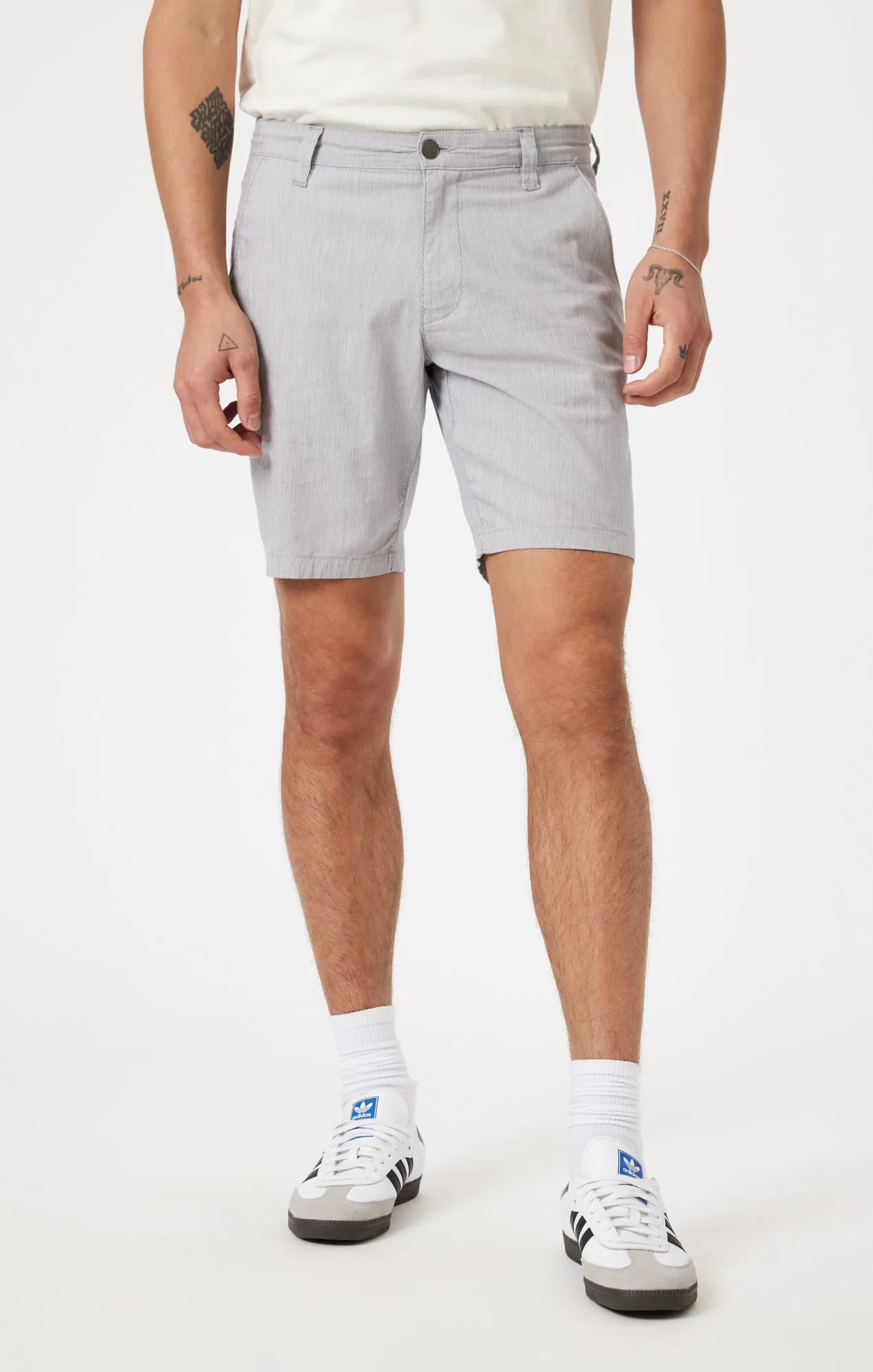 NOAH SHORTS IN LIGHT GREY LINEN STRIPE