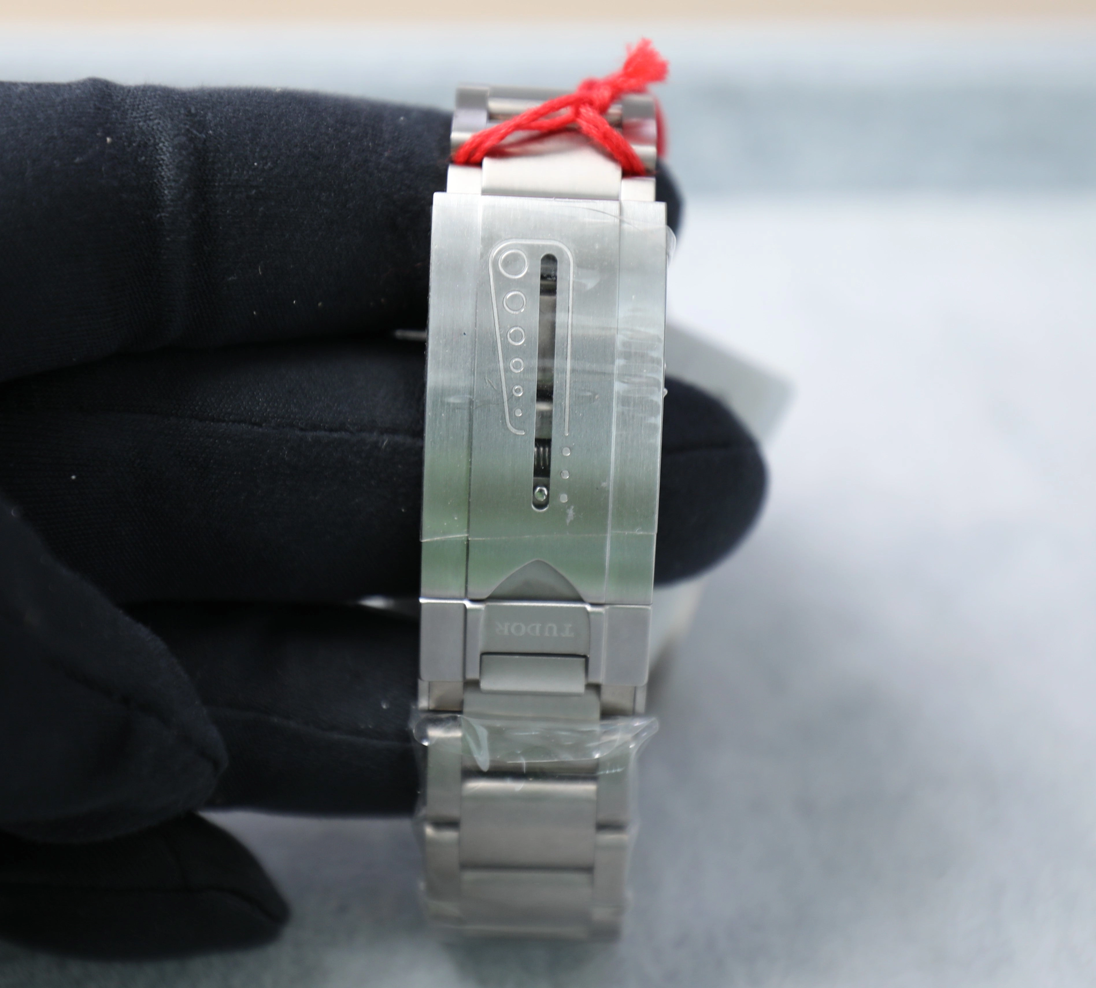 Tudor Pelagos – Titanium – 42mm – LHD Lefty – New – Full Set