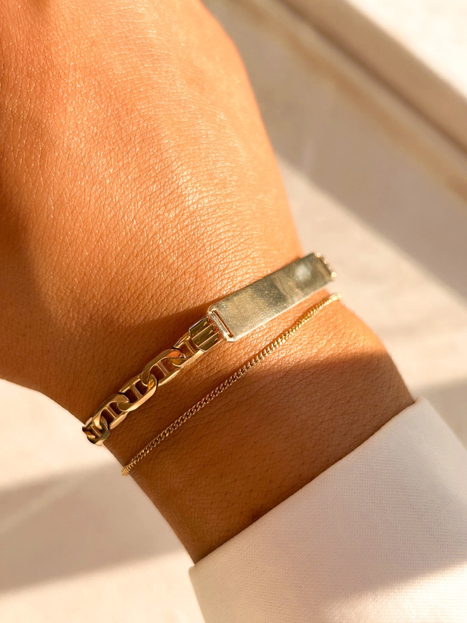 Vintage 9ct Yellow Gold Flat Anchor Link ID Bracelet