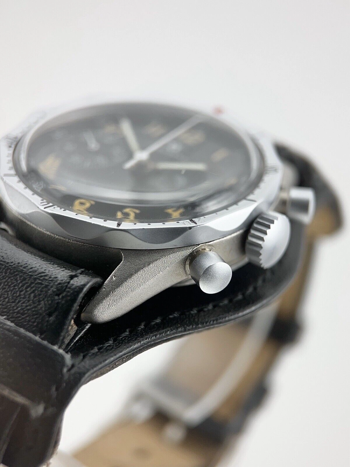 Vintage Junghans J88 Stainless Steel Black 38mm Manual Wind Men’s Watch