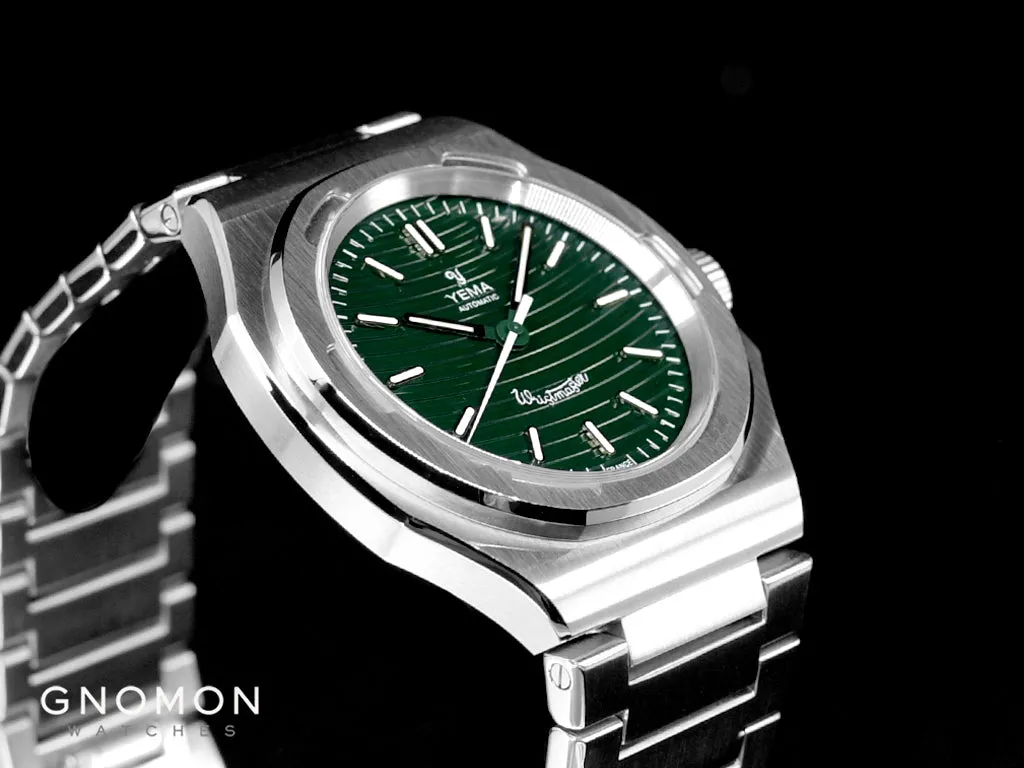 Wristmaster Traveller Micro-Rotor Green - Ltd Ed 1948pcs